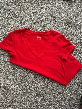 J. Crew Bright Red V‑Neck Short Sleeve Tee